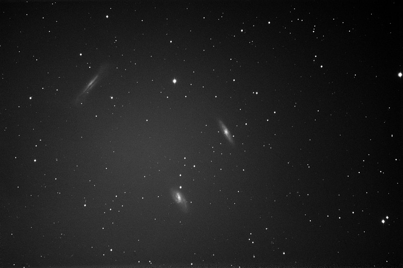 Leo_Triplet_20071231_15min_L.png - Leo Triplet - L 15 min - William Optics Megrez 80 APO - ST-8XME - Renens 31/12/2007