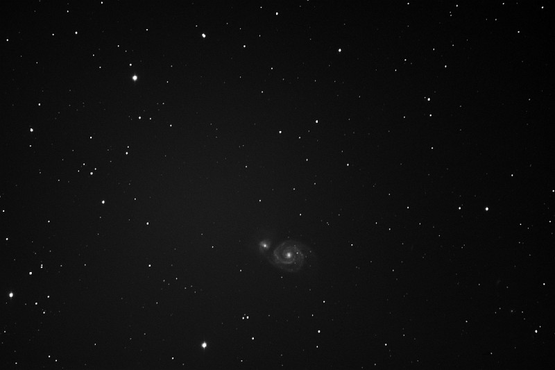 M51_20071231_15m_L.png - M51 - L 15 min - William Optics Megrez 80 APO - ST-8XME - Renens 31/12/2007