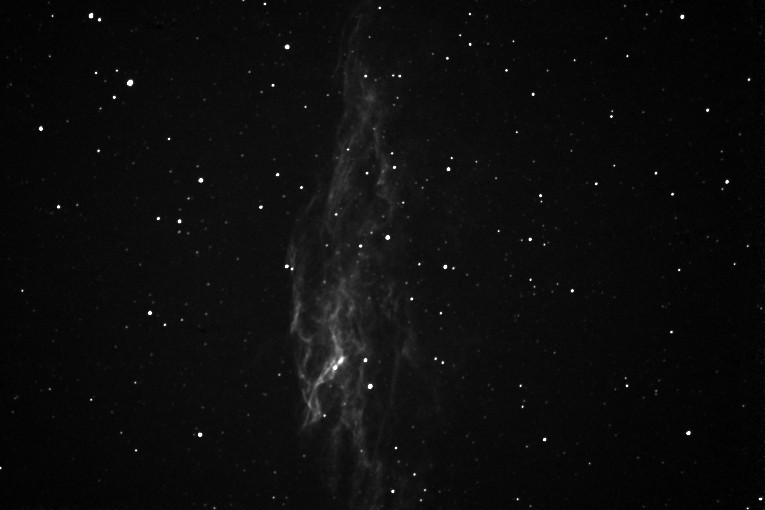 NGC6992_Ha_20070706.png - NGC 6992 (Ha 20min - binning 2x2)- LX200GPS f/6.3 - ST-8XME (0�C) - Renens 06/07/2007