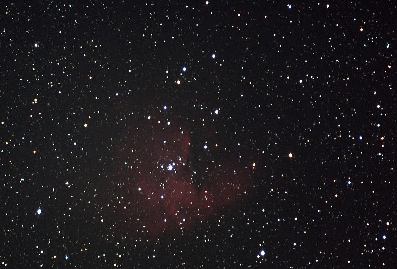 NGC281_LRHaGB_1.jpg - NGC 281 - N�buleuse Pac Man (LHaRGB 85 min binning 1x1 et 2x2) - William Optics Megrez 80 APO - ST-8XME (-20�C) - Renens 19/10/2007